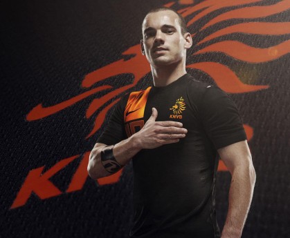 kaiyun-AC米兰攻防转换迅速打出精彩反击，ac米兰防守