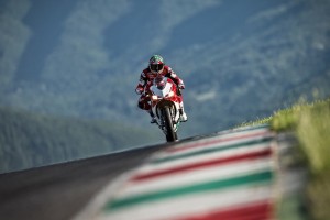 kaiyun官方入口登录-2026冰联女子冰球赛：中国顽强逆转韩国，首战获胜，2022女子冰球