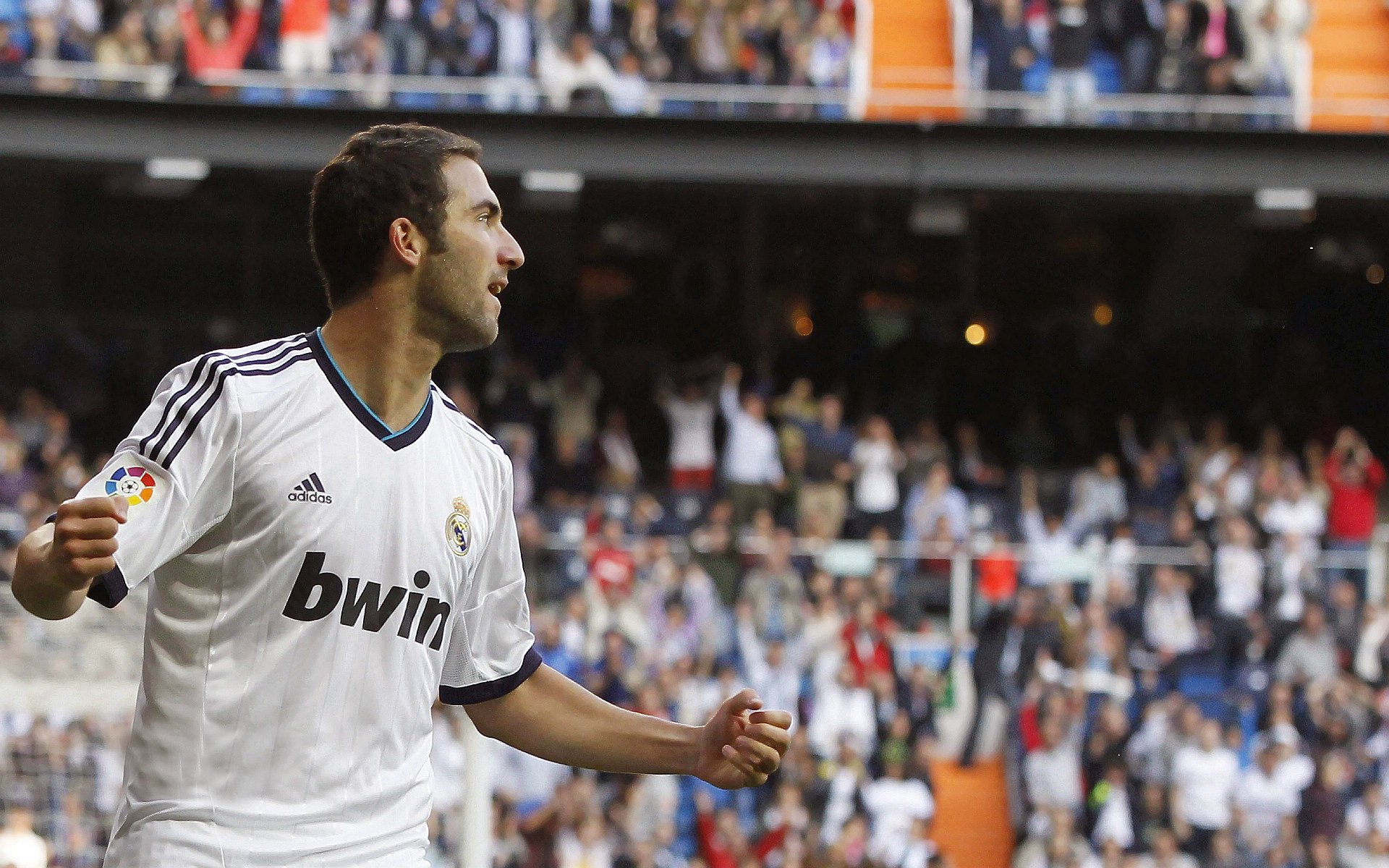 全意大利裁判组执法！巴黎战拜仁，马里亚尼携 VAR 王牌待命，西班牙意大利主裁判